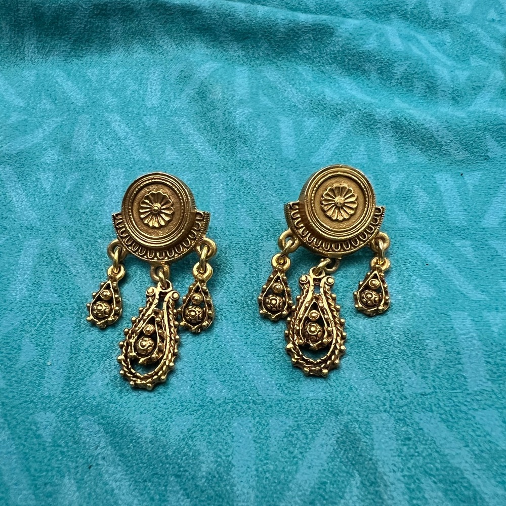 Vintage Florenza earrings antique gold tone dangle